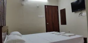 Beun Residency - Room