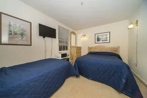 Summer Place Hotel - Chambre