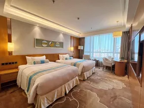 Menshine Gloria Plaza Hotel - Room