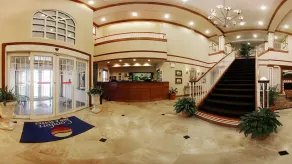 Quality Inn & Suites I-35 E-Walnut Hill - Reception