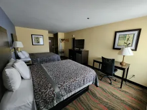 Days Inn by Wyndham Springfield - Chambre