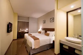 Kutabex Beachfront Hotel - Room