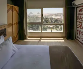 Grand Museum Guest House pyramids view - Room