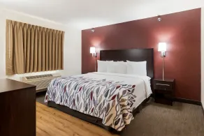 Red Roof Inn Auburn - Chambre
