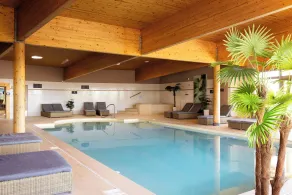 LE VAL MORET Hôtel Restaurant et Spa - Pool