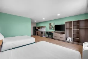 ECHO Suites Extended Stay by Wyndham Colorado Springs Airport - Værelse