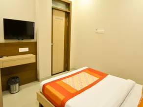 Hotel Midtown Inn - Room