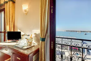 Hotel Panorama - Vue de la chambre