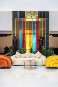 Kingfisher Nest Hotel Suites- Westlands, Near Sarit Center - Rezeption