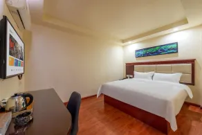 Huahang Hotel Guangzhou Baiyun International Airport - Pokój