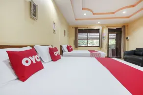 OYO 75331 Hareeya Hotel - Værelse