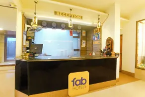 Fabhotel Panchratna - Reception