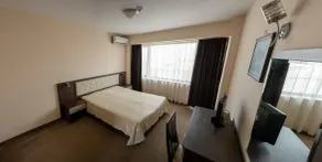 Hotel Bulgaria Petrich - Zimmer