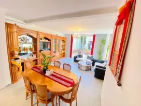 Reims Sherpa Guest House - Rezeption