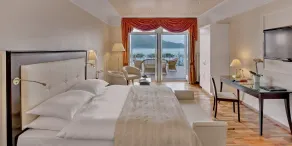 Grand Hotel Suisse Majestic, Autograph Collection - Room