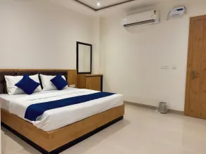 Hotel Vrinda Orchid Inn - Room