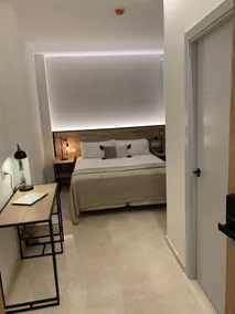 Sweet Sevilla Suites - Smart Hotel - Room