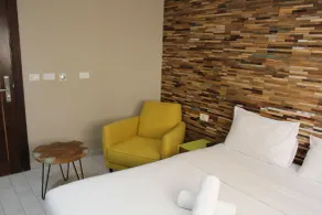 Beer Garden Hotel - Chambre