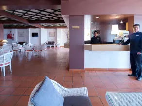 Dom Pedro Lagos - Reception