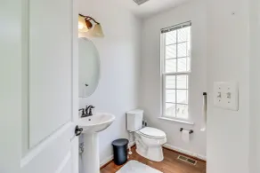 Spacious Accokeek Home Near Mgm, Alexandria & DC! - Interiör