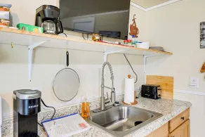 Shared Hot Tub & Fire Pit: Tranquil Whittier Gem! - Innvendig