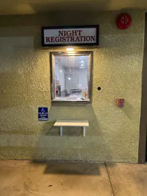 Five Star Inn - Réception