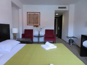 Hotel International - Room