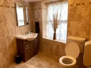 Atlantic Guest House - Bathroom