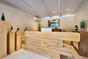 Pikol Lake Village Wine Estate - Reception