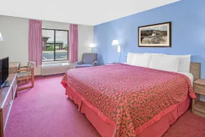 Days Inn by Wyndham Madison NE/Windsor - Chambre
