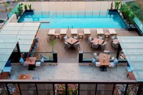 Iris Sarovar Portico - Pool