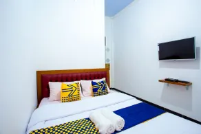 RedDoorz near Alun Alun Wonosobo 2 - Rom