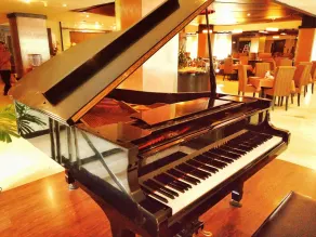 Travello Manado - Restaurant