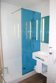 ibis Styles Toulouse Nord Sesquieres - Bathroom