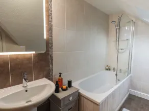 Brambles Apartment - Badeværelse