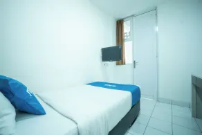 Rehat at Alamanda 7 Syariah Guest House - Værelse
