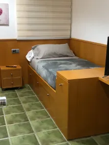 Private Rooms - Fira 2 - Værelse
