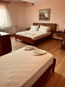 Drini Hotel - Zimmer