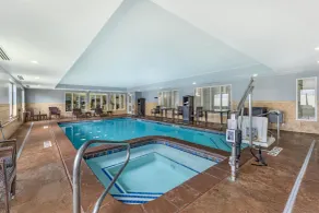 Best Western Plus Airport Inn & Suites - Pool
