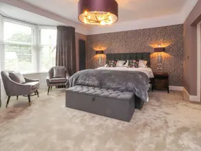 The Oakroyd - Rom