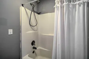 Peaceful Sevierville Home w/ Private Hot Tub! - Interiør