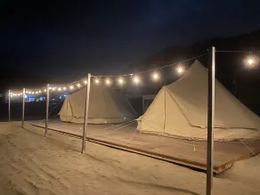 KADA beach glamping  resora RAINBOW - Facciata della struttura - sera/notte