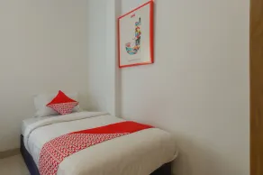 Hotel O Idola Residence - Zimmer