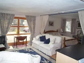 The Studio - Room