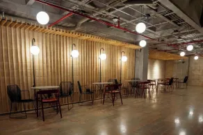 The Somos S Hotel - Restaurant