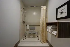 Country Inn & Suites by Radisson, Pierre, SD - Salle de bain