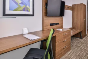 Holiday Inn Express & Suites - Siloam Springs by IHG - Rum