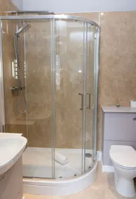 The Bat and Ball - Bathroom