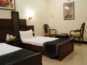 The Avalon Durg - Room