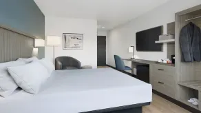 Hyatt Select Lansing West - Room